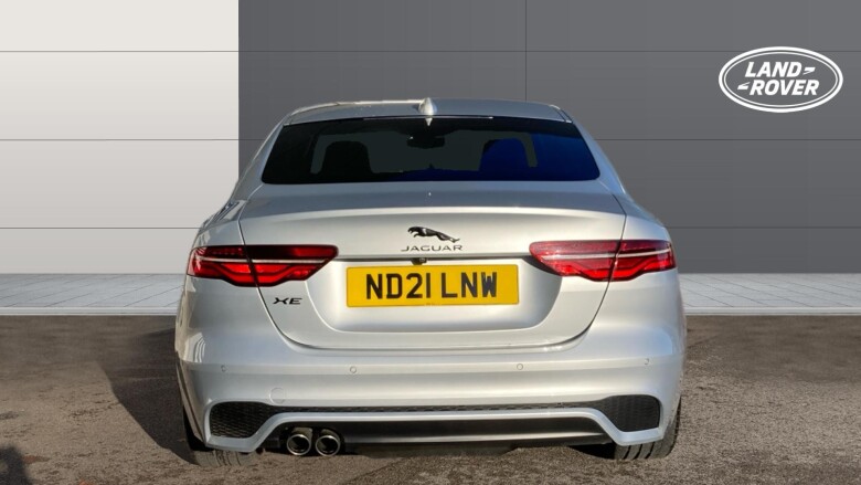 Jaguar XE 2.0 D200 R-Dynamic SE 4dr Auto Diesel Saloon